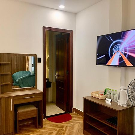 Crown Dalat Hotel Екстериор снимка