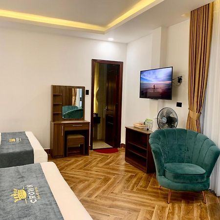 Crown Dalat Hotel Екстериор снимка
