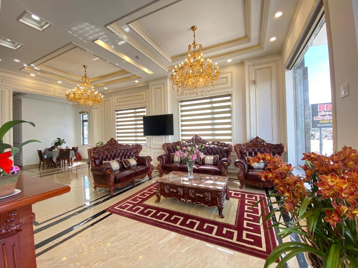 Crown Dalat Hotel Екстериор снимка