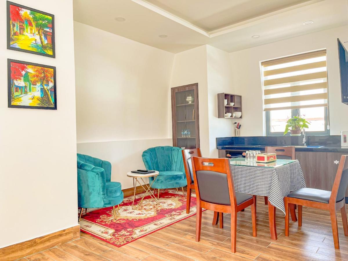 Crown Dalat Hotel Екстериор снимка