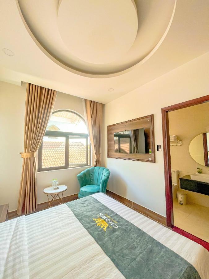 Crown Dalat Hotel Екстериор снимка