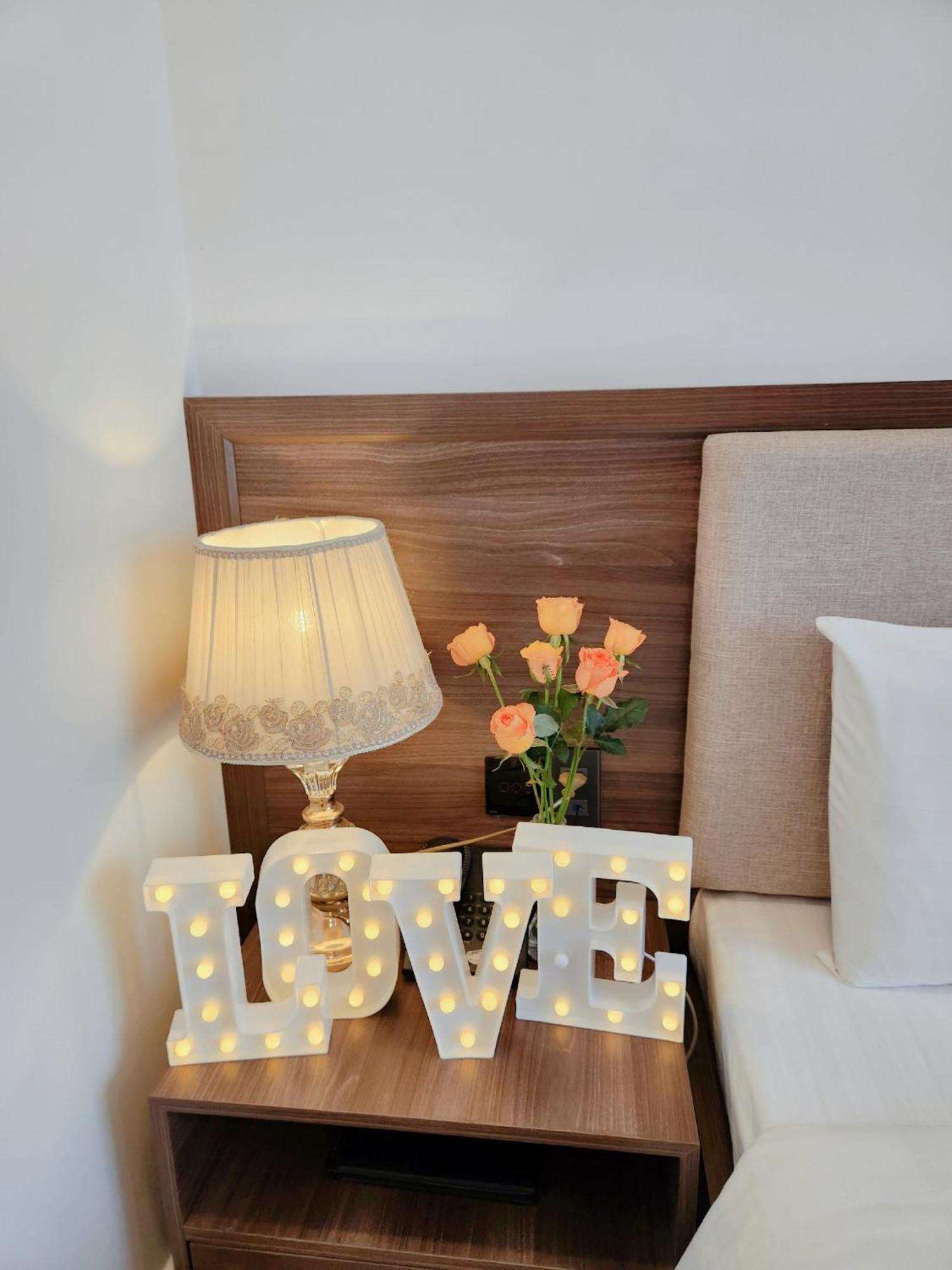 Crown Dalat Hotel Екстериор снимка