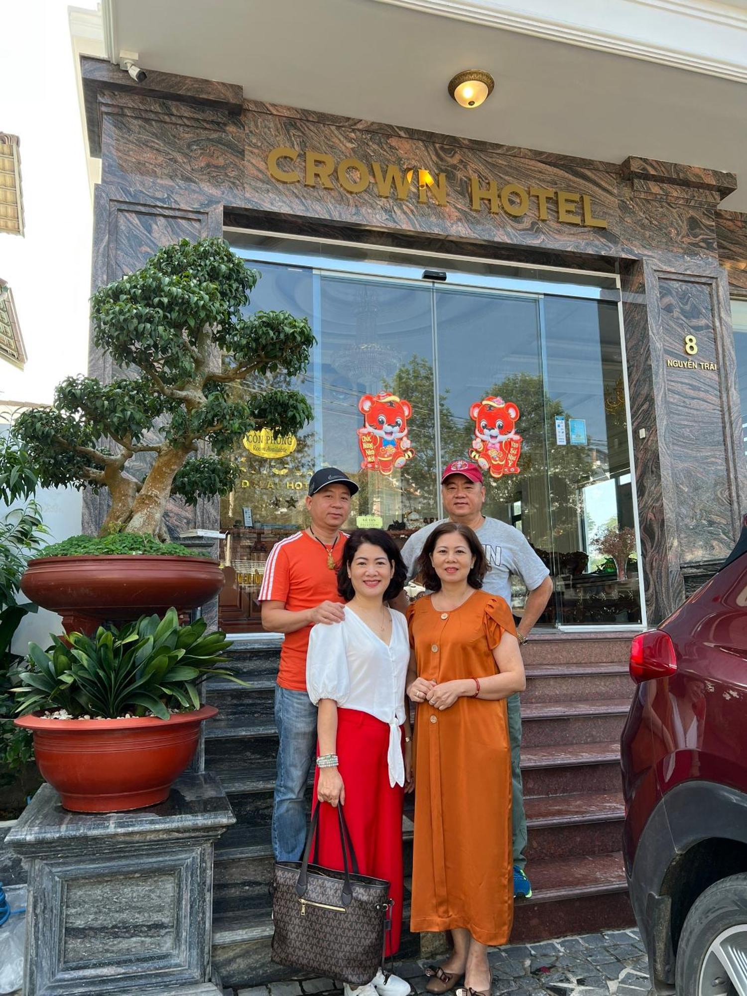 Crown Dalat Hotel Екстериор снимка